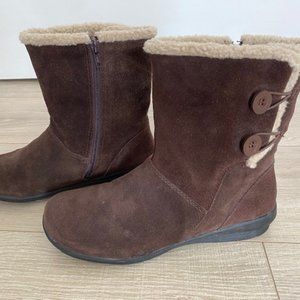 Clarks Anna Curly Booties